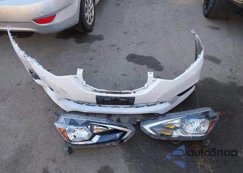 2018 Nissan Sentra S z USA, uszkodzony, nr VIN 3N1AB7AP4JY327661